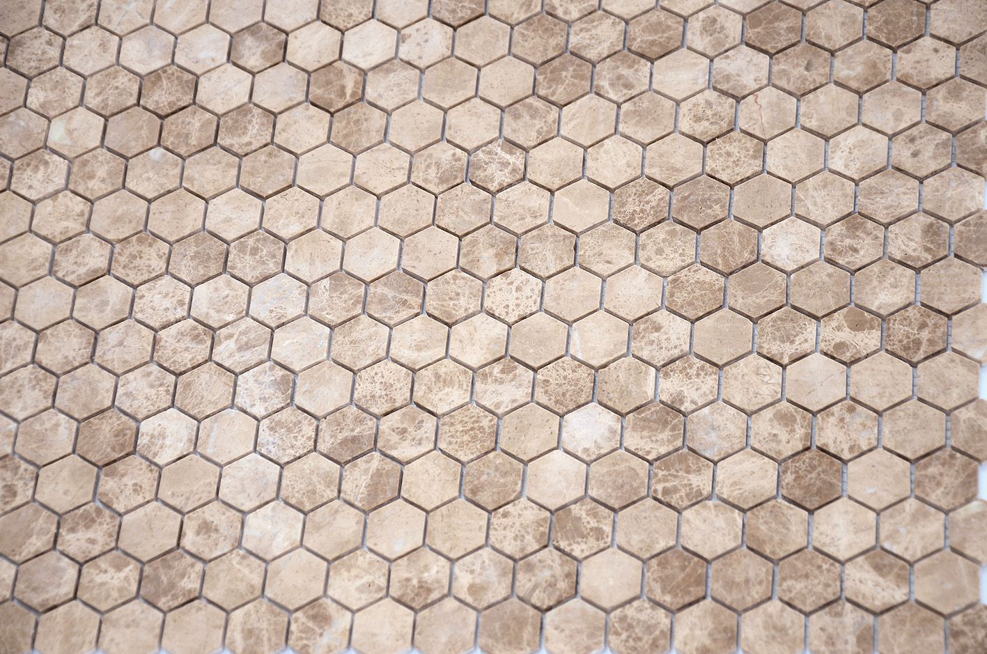 Шестиугольная мозаика Emperador light MAT hex 18x30x6 (Caramelle Mosaic)