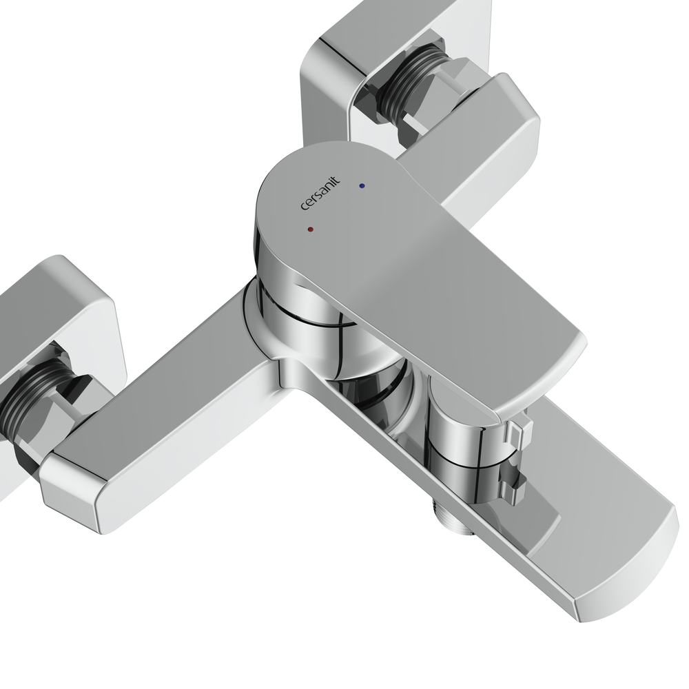 Смеситель для ванны CITY с лейкой хром