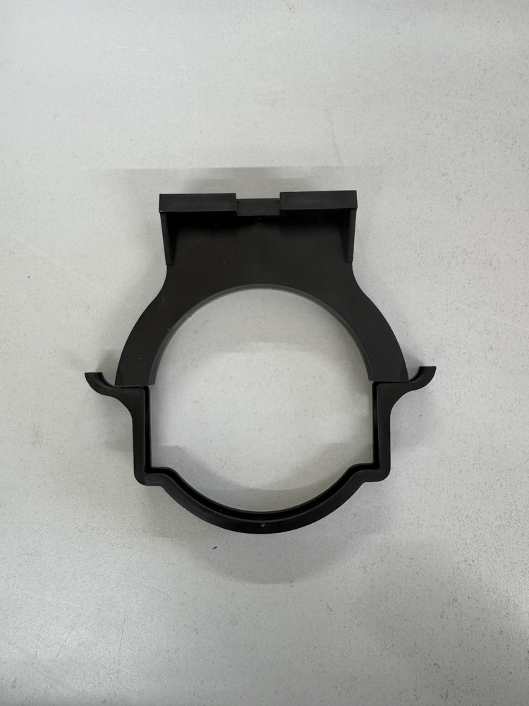 Комплект креплений сливного колена 90/110 для инсталяции LEON NEW/VECTOR/LINK с винтами