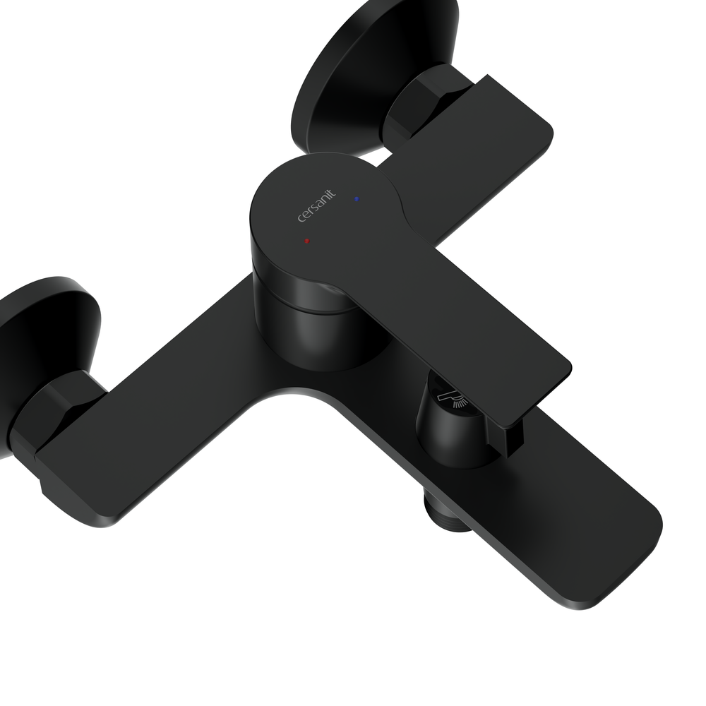 Смеситель для ванны VIBE с лейкой черный